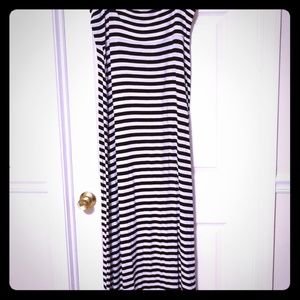 **SOLD**Vanity Black/White Fold Over Striped Maxi
